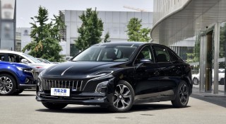 Sedan điện Trung Quốc HongQi E-QM5 ra mắt với giá chỉ hơn 800 triệu đồng